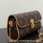 Louis Vuitton Pochette Camille M13566 Brown